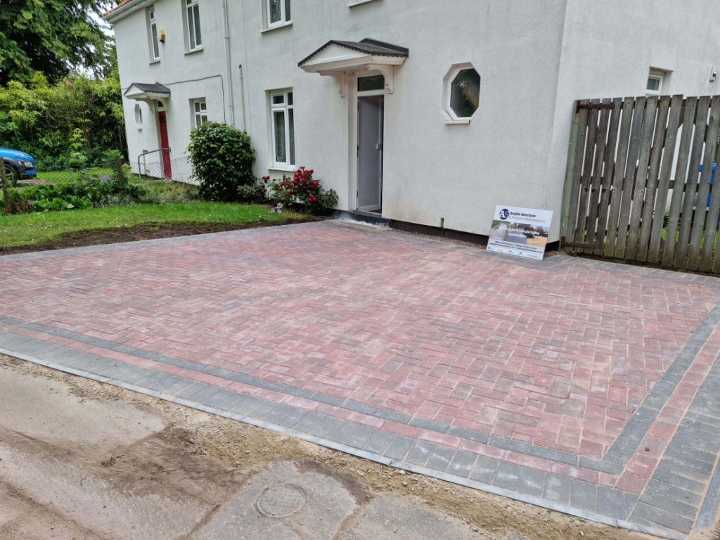 This is a newly installed block paved drive installed by Harleston Driveway Installers