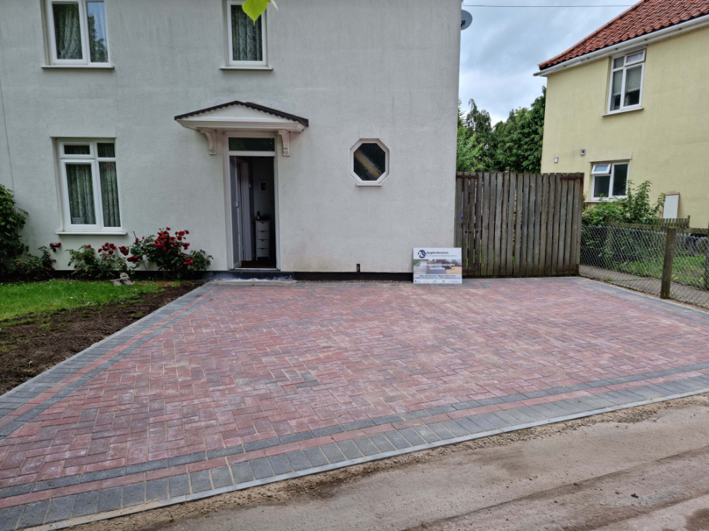 This is a newly installed block paved drive installed by Harleston Driveway Installers